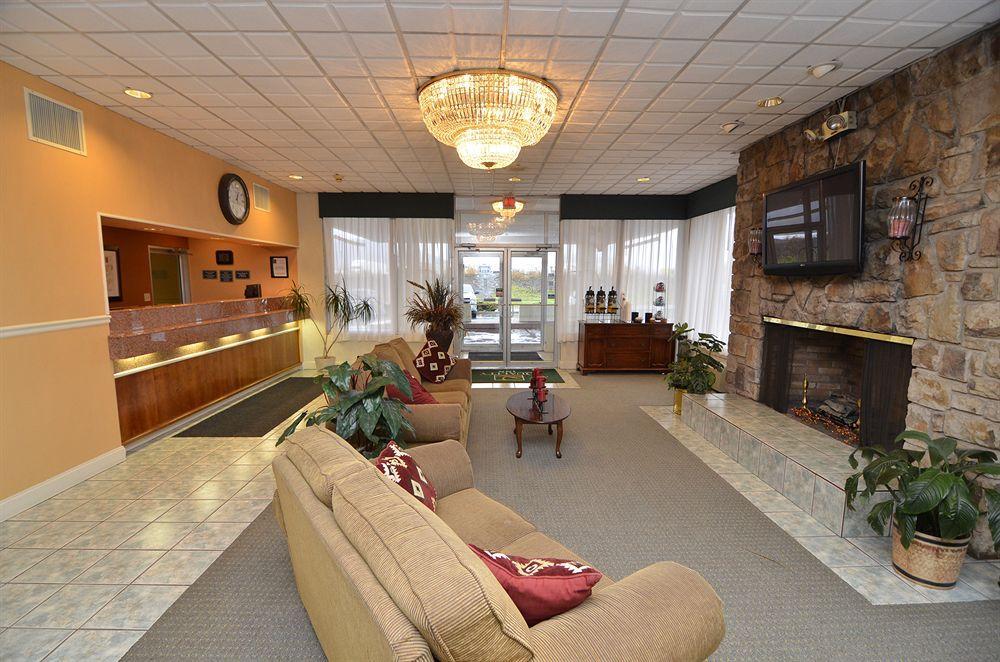 Hotel Baymont By Wyndham Milesburg Extérieur photo