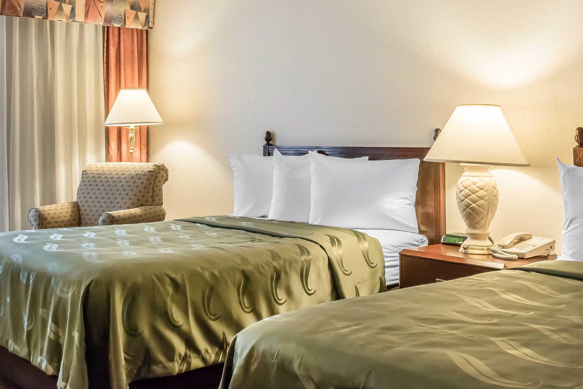 Hotel Baymont By Wyndham Milesburg Chambre photo